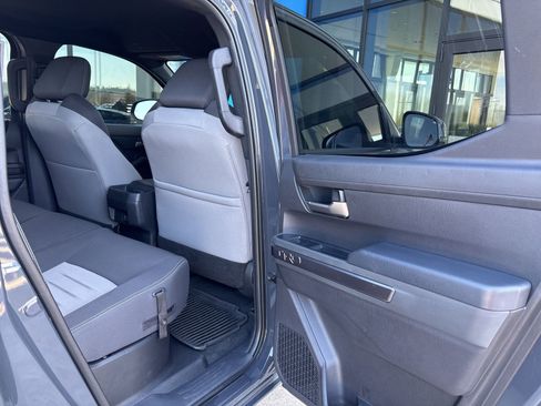 Used 2024 Toyota Tacoma TRD Off-Road AWD/4WD image 16