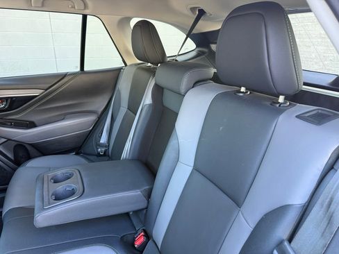 Certified 2025 Subaru Outback Onyx Edition AWD/4WD image 28