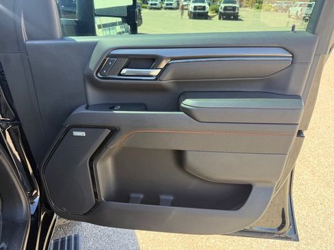 Used 2024 GMC Sierra 3500 AT4 w/ AT4 Premium Plus Package AWD/4WD image 19