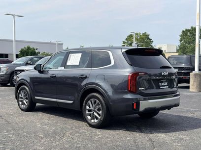 Used 2023 Kia Telluride LX