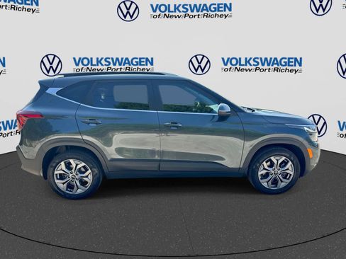 Used 2024 Kia Seltos S AWD/4WD image 15
