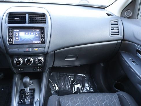 Used 2021 Mitsubishi Outlander Sport ES image 38