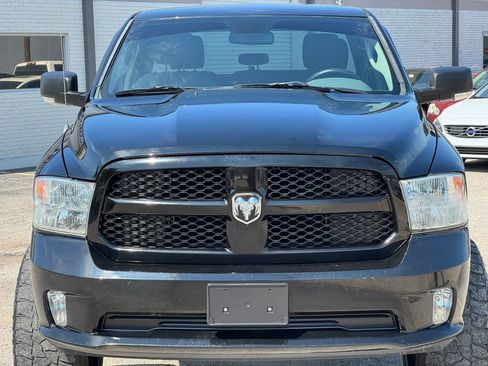 Used 2013 RAM 1500 Express RWD image 10