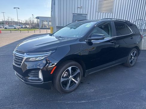 Used 2022 Chevrolet Equinox LT image 1