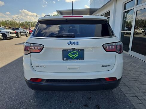 Used 2019 Jeep Compass Latitude image 7