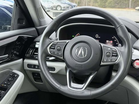 Used 2024 Acura MDX SH-AWD w/ Technology Package image 9