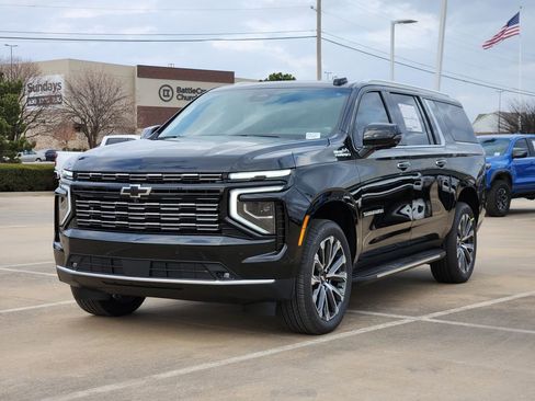 New 2026 Chevrolet Suburban High Country w/ Sun And Tow Package image 2