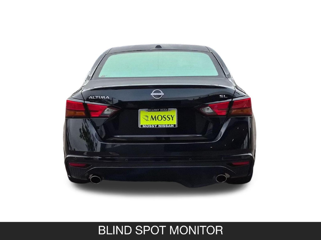 Used 2025 Nissan Altima 2.5 SL FWD image 8