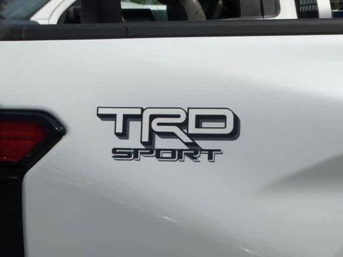 Used 2025 Toyota Tacoma TRD Sport AWD/4WD image 10