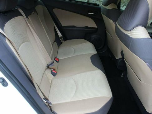 Used 2016 Toyota Prius Two FWD image 18
