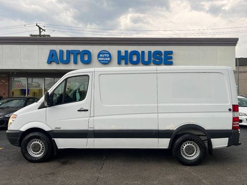 Used 2012 Mercedes-Benz Sprinter 2500 w/ Premium Pkg image 9