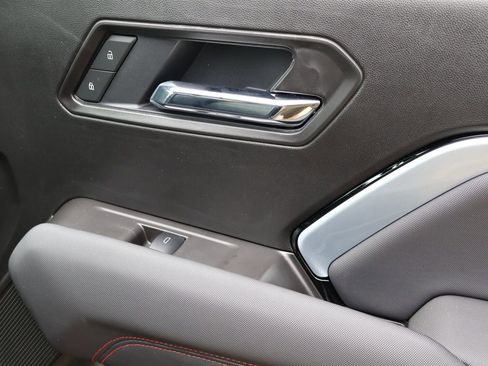 New 2025 Chevrolet Colorado Z71 w/ Midnight Edition image 33