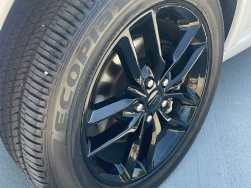 Used 2026 Dodge Durango GT AWD/4WD image 2