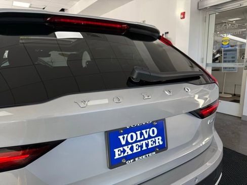 Certified 2024 Volvo V90 B6 Cross Country Plus image 27