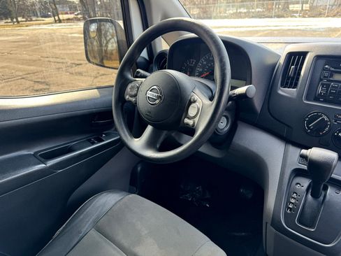 Used 2013 Nissan NV200 S w/ Cruise Control Pkg image 33