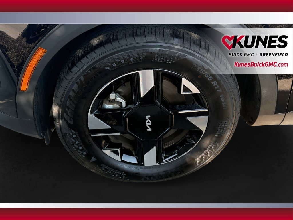 Used 2026 Kia Sportage LX FWD image 13