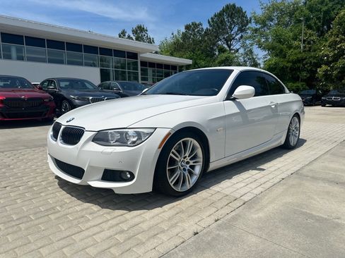 Used 2013 BMW 335i Convertible RWD image 4