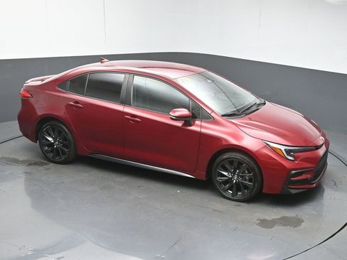 Used 2024 Toyota Corolla SE image 37