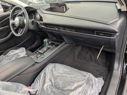 New 2025 MAZDA CX-30 AWD 2.5 S image 28