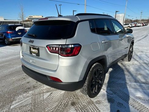 New 2026 Jeep Compass Latitude image 6