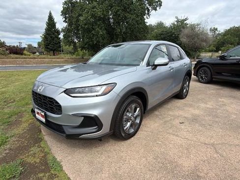 New 2027 Honda HR-V LX image 1