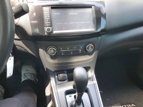 Used 2019 Nissan Sentra S FWD image 30