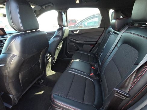 Used 2025 Ford Escape ST-Line Select image 13