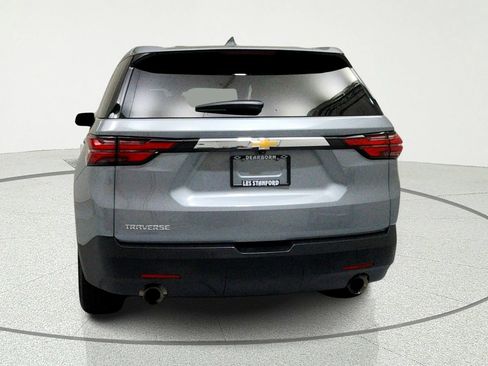 Certified 2023 Chevrolet Traverse LS FWD image 4