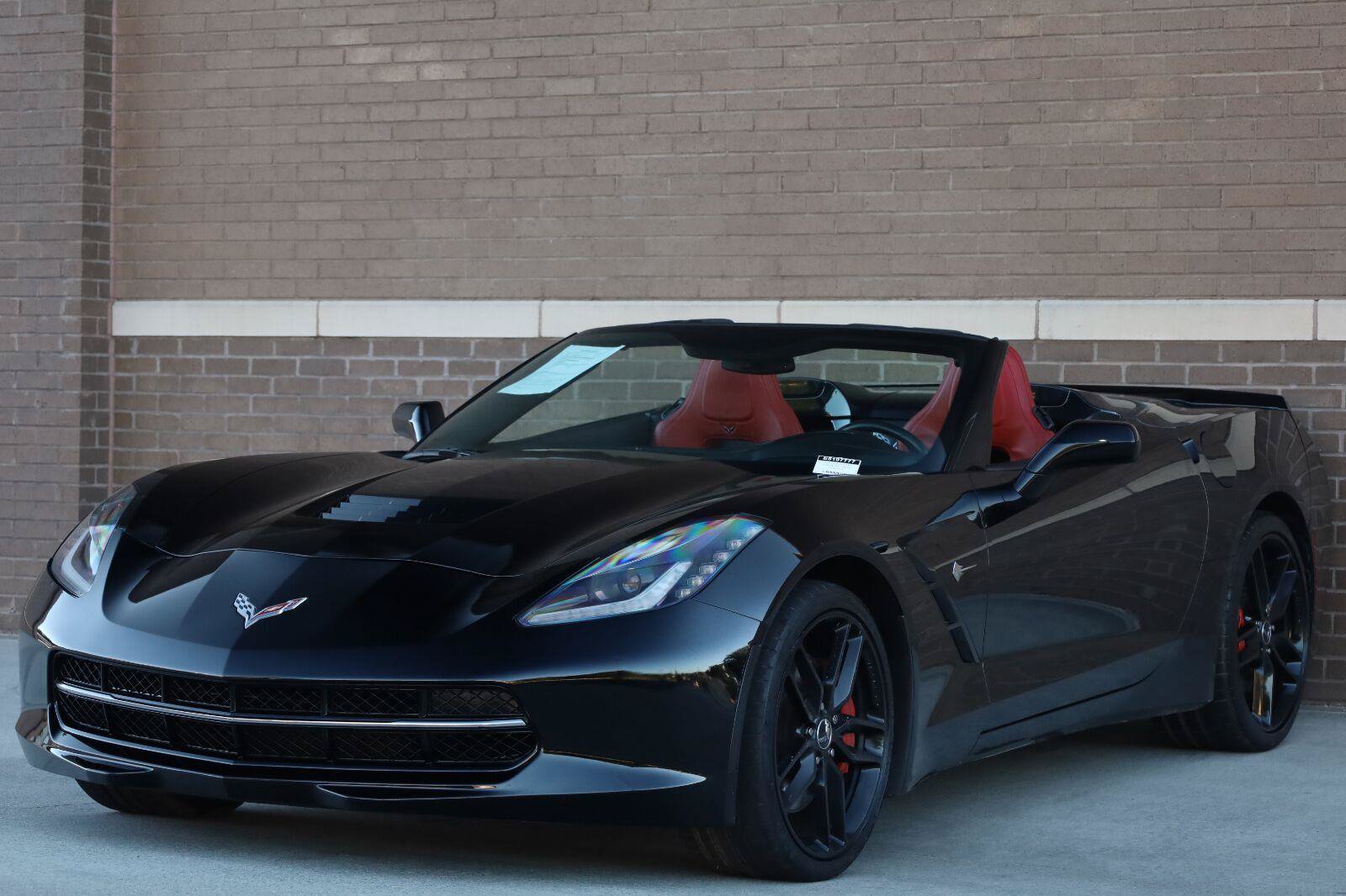 Used 2014 Chevrolet Corvette Stingray Convertible w/ 2LT Preferred Equipment Group RWD image 11