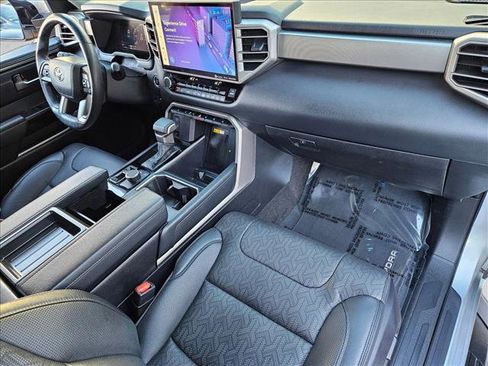 Used 2024 Toyota Tundra Limited image 19