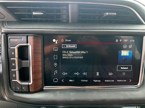 Used 2023 GMC Yukon XL Denali Ultimate image 14