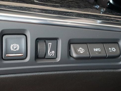 Used 2021 Cadillac XT5 Premium Luxury AWD/4WD image 35