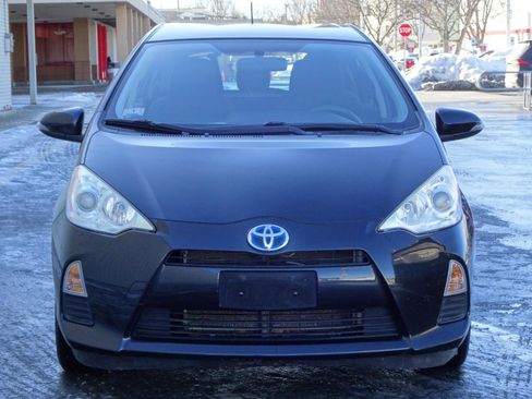Used 2012 Toyota Prius C Two image 2