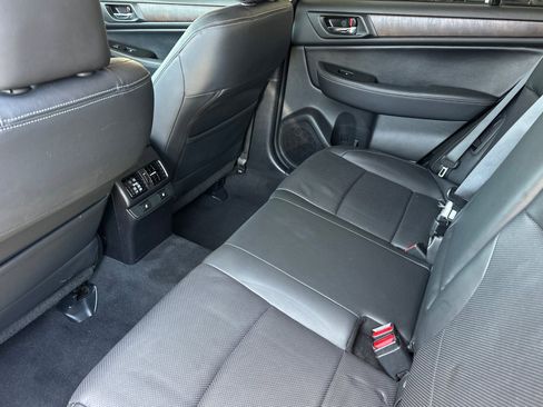 Used 2015 Subaru Outback 3.6R Limited AWD/4WD image 26