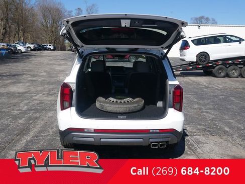 Used 2025 Hyundai Palisade SEL image 17