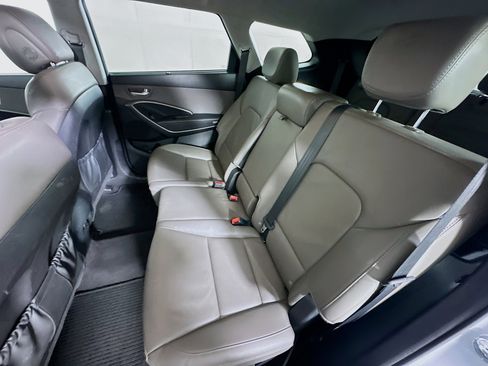 Used 2017 Hyundai Santa Fe SE w/ SE Premium Package 02 FWD image 26