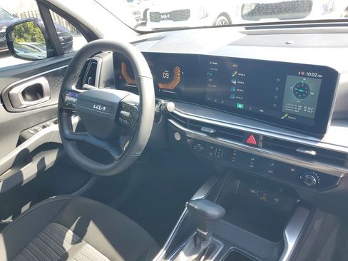 New 2026 Kia Sorento LX FWD image 8