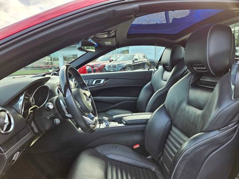 Used 2017 Mercedes-Benz SL 550 image 21