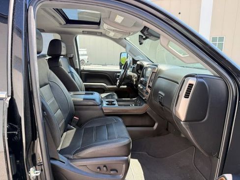 Used 2019 GMC Sierra 2500 Denali AWD/4WD image 22