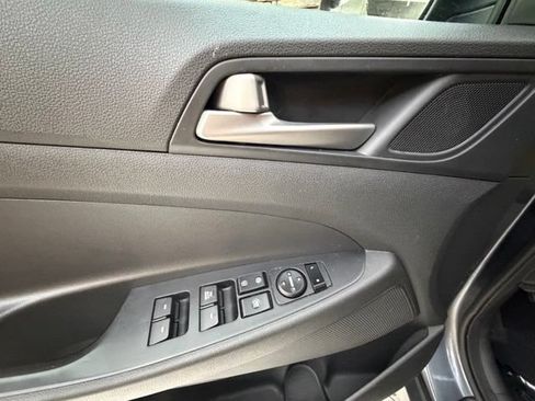 Used 2018 Hyundai Tucson SE AWD/4WD image 27
