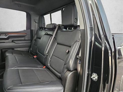 Used 2025 GMC Sierra 1500 Denali w/ Denali Reserve Package AWD/4WD image 19