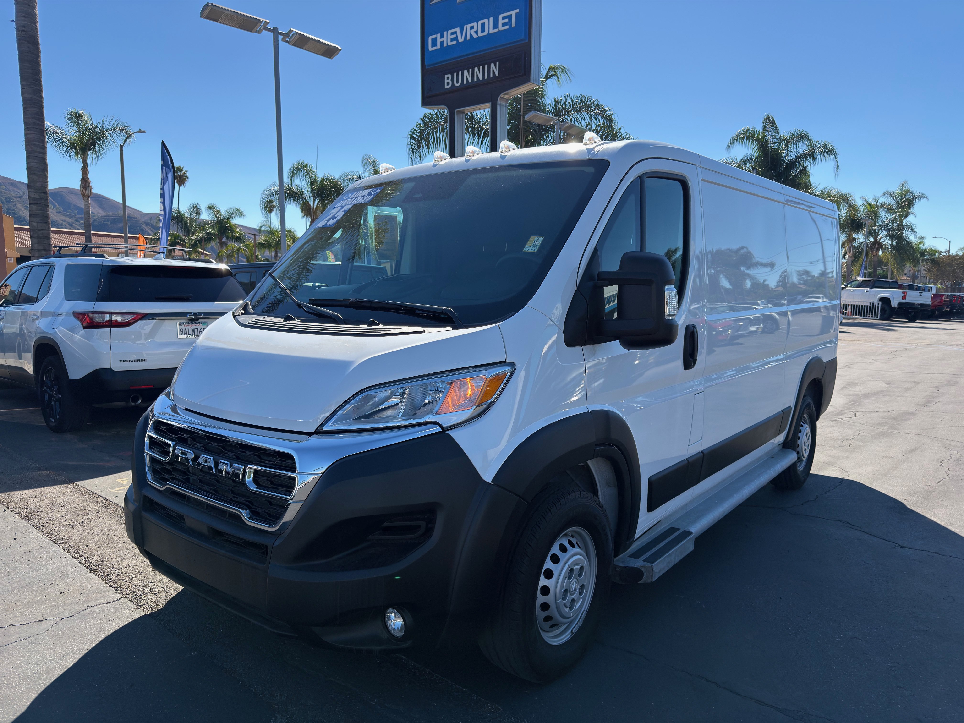 Used 2025 RAM ProMaster 2500 w/ U-Haul Equipment Group FWD image 4