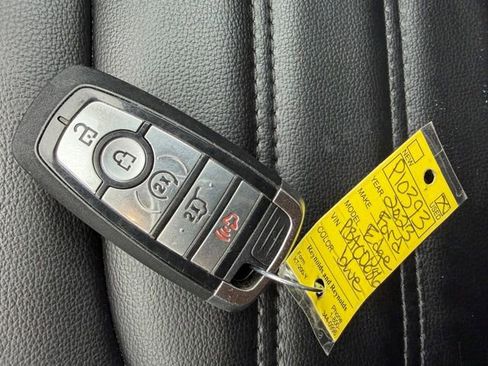 Used 2023 Ford Edge SEL w/ Convenience Package image 47