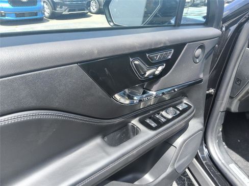 New 2026 Lincoln Corsair Reserve AWD/4WD image 12