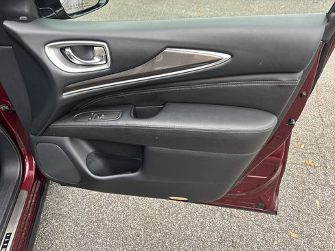 Used 2020 INFINITI QX60 Luxe w/ Essential Package image 14