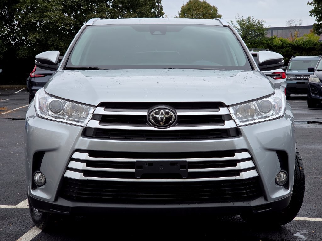 Used 2018 Toyota Highlander XLE AWD/4WD image 21