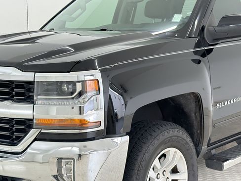 Used 2018 Chevrolet Silverado 1500 LT w/ All Star Edition AWD/4WD image 11