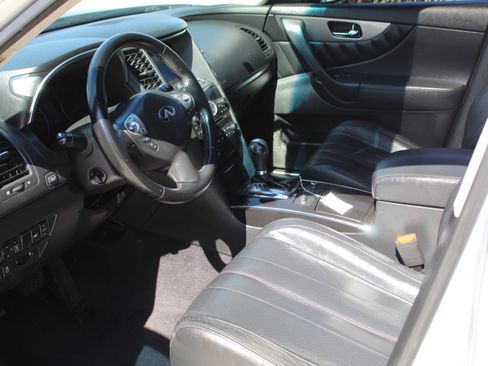 Used 2013 INFINITI FX37 2WD w/ Premium Pkg image 15