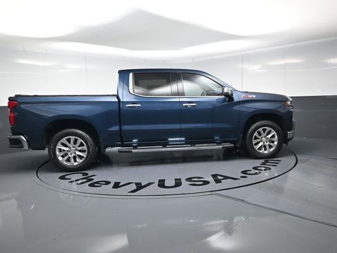 Used 2019 Chevrolet Silverado 1500 LTZ w/ LTZ Plus Package image 10