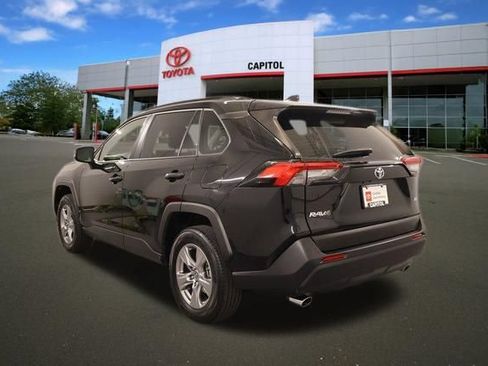 Certified 2023 Toyota RAV4 XLE FWD image 7